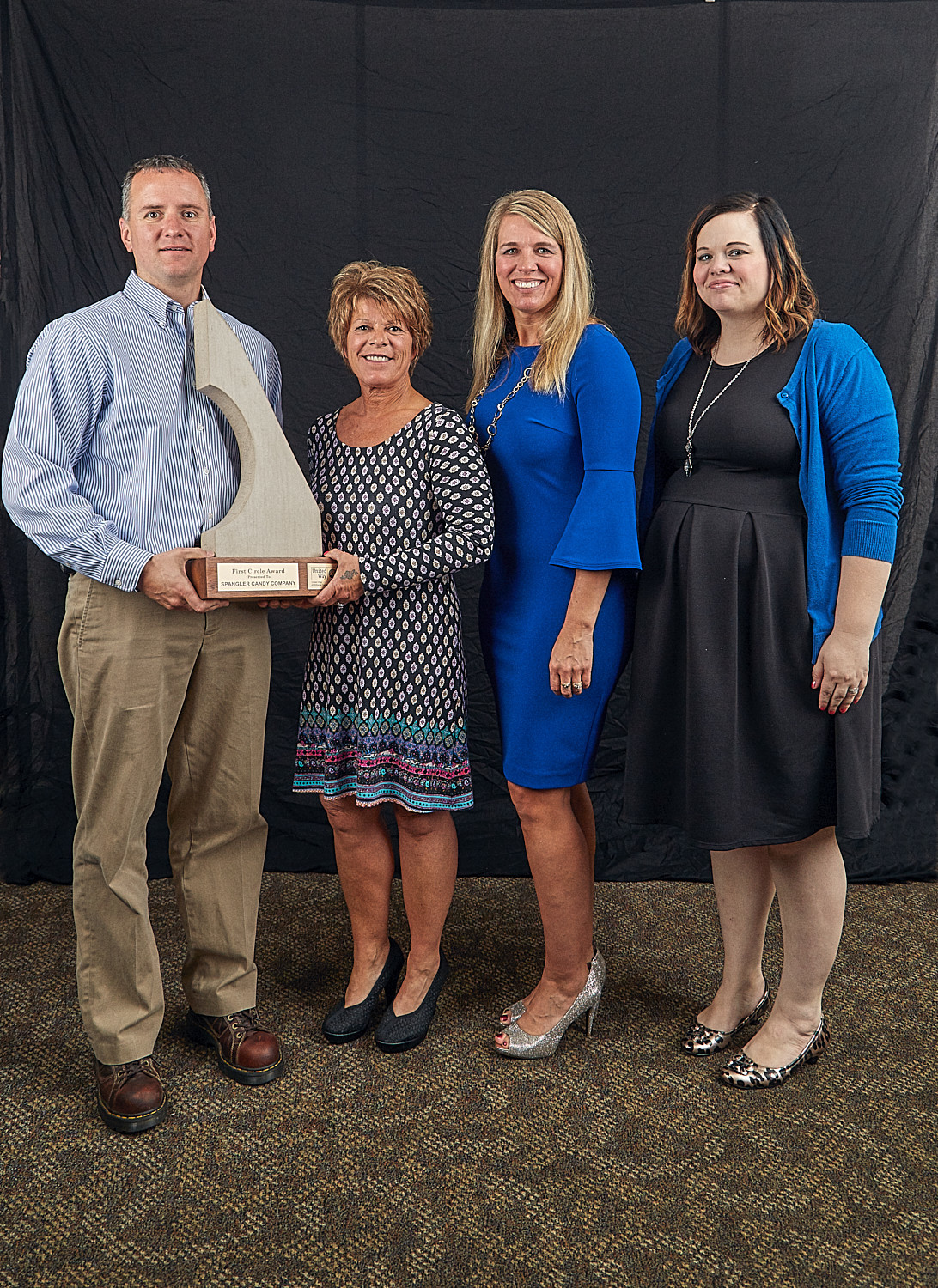 TOP OVERALL CONTRIBUTOR Allyn Luce, 2017 Campaign Chair Tracey Clark, Spangler Candy Company Chasity Yoder, UW Executive Director Jamie Vonalt, UW Executive Assistant